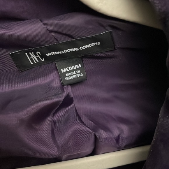 Beautiful, velvet Valore, ink, new with tags, size medium purple - Picture 2 of 4